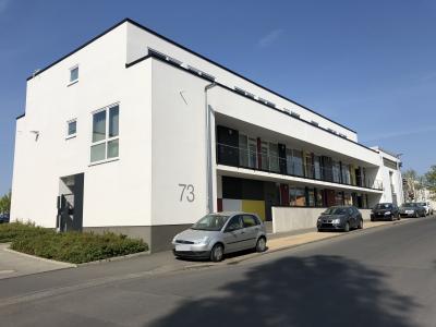 Mit Balkon: Toll geschnittenes, großes 1 Zimmer-Apartment Nähe JuWi & Sportwissenschaft, Kugelberg 73, Gießen