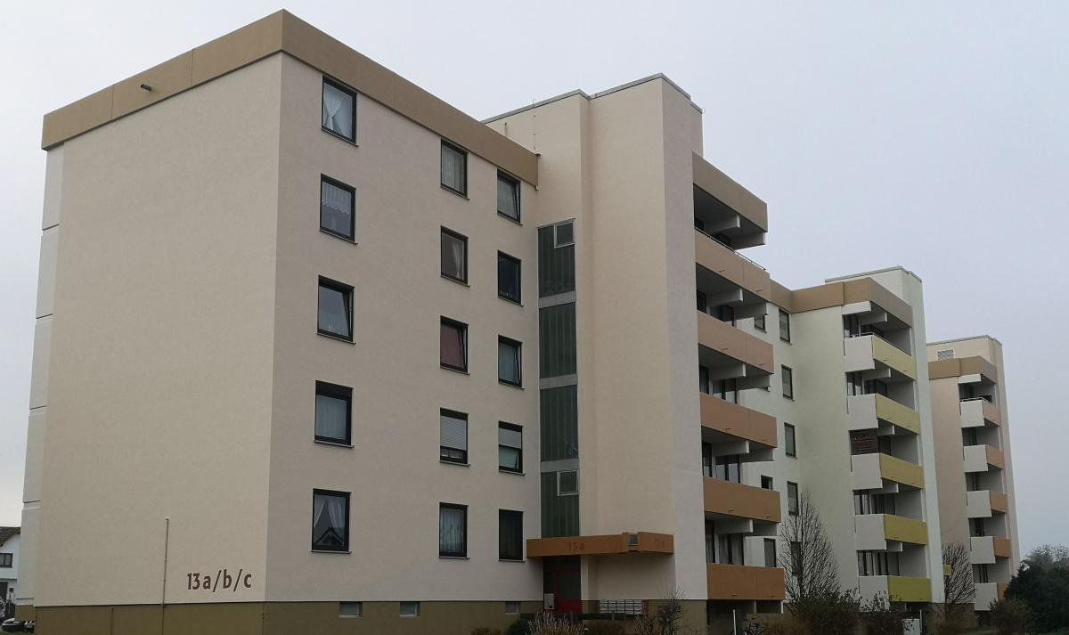 Mit Loggia: Helle, gut geschnittene 1,5 Zimmer-Wohnung in Linden