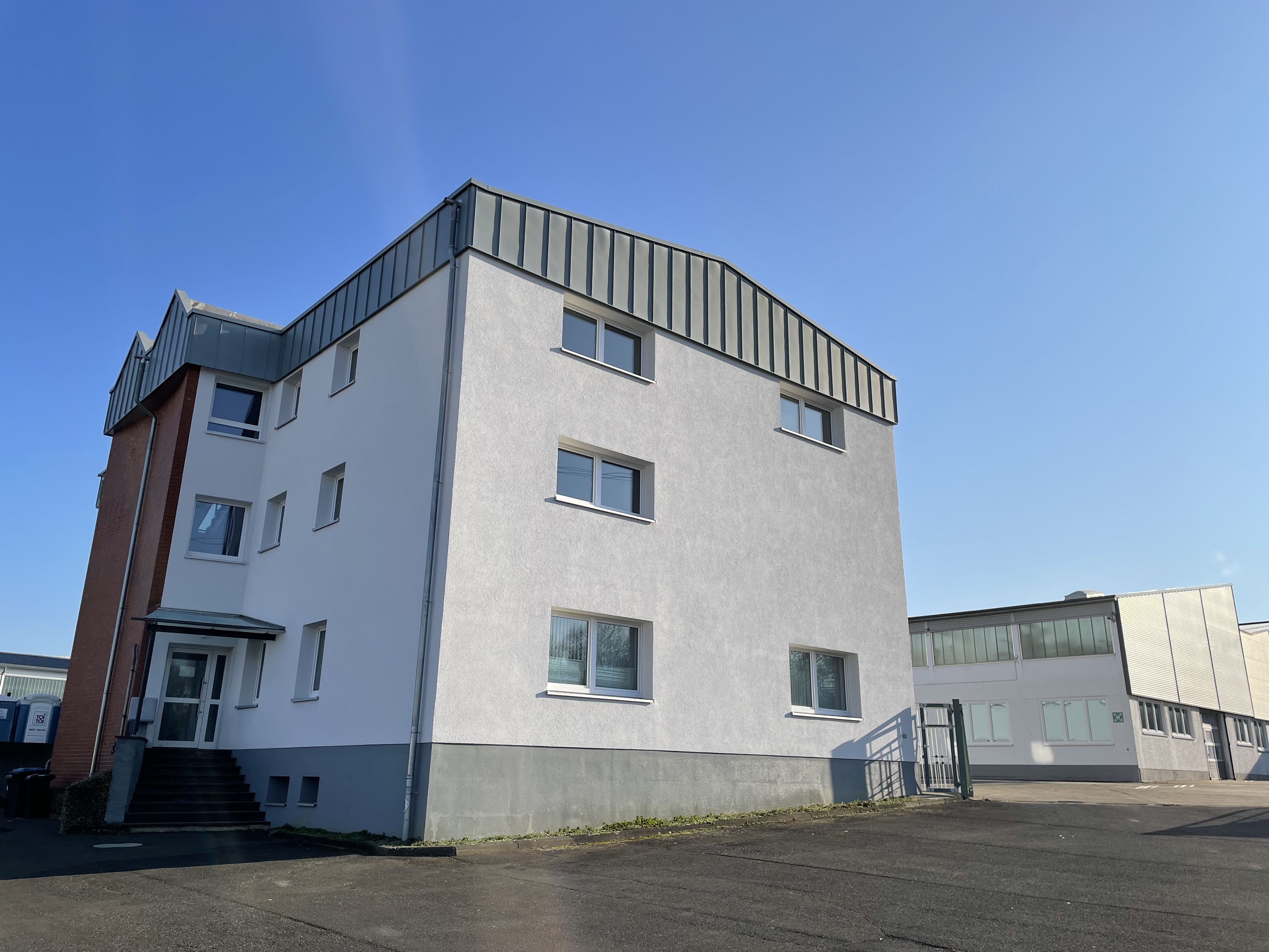Modern, großzügig & hell: Einladende Bürofläche mit Atmosphäre und vielen Nutzungsmöglichkeiten, Industriestraße 6, Gießen