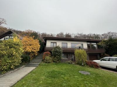 Mit großem Garten: Repräsentatives, sehr gemütliches Einfamilienhaus in ruhiger Wohnlage von Gießen-Rödgen