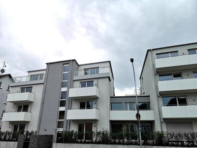 .Moderne, schicke 2 Zimmer-Wohnung mit 2 Balkonen in Gießen, Am Unteren Rain 1.