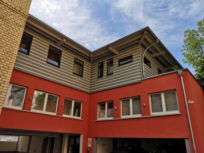.Sehr zentral gelegenes, großes WG-Zimmer für Studenten, Alicenstr. 4a, Gießen.