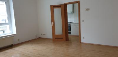 .Schöne neu renovierte 1 Zimmer-Wohnung in zentraler Lage in Marburg, Neue Kasseler Str. 22.