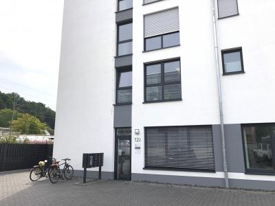 .Mit Balkon: Gemütliche 3 Zimmer-Wohnung, Neue Kasseler Str 12i, Marburg.