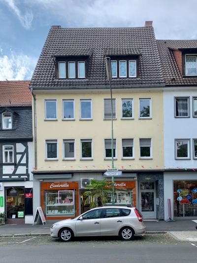.Mit Terrasse: Schöne, große 3 Zimmer-Wohnung, Kaiserstr. 93, Friedberg.