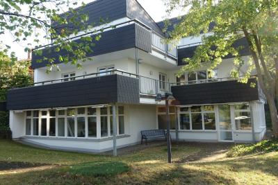 .Mit riesengroßem Balkon: Sehr schöne 3 Zimmer-Wohnung in ruhiger Lage, Rödgener Str. 18, Fernwald.