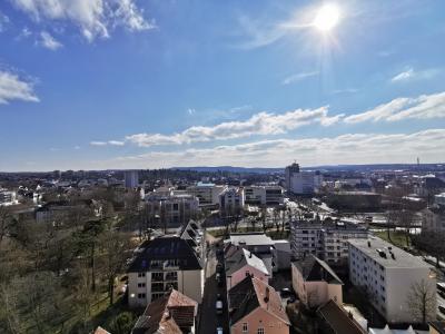 Über den Dächern von Gießen: Helle 3 Zimmer-Wohnung mit tollen Ausblick 