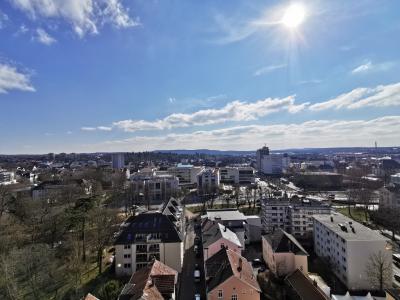 Über den Dächern von Gießen: Helle 3 Zimmer-Wohnung mit tollen Ausblick