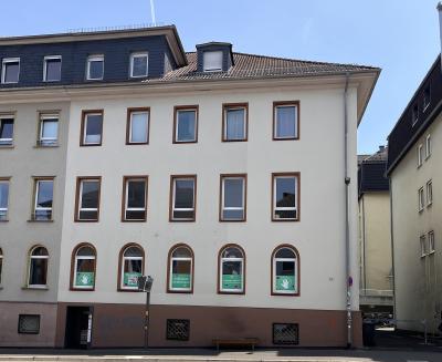 .Erstbezug nach Sanierung! Wunderschöne, moderne & großzügig geschnittene 2 Zimmer-Wohnug in denkmalgeschütztem Altbau, Toplage zu Bahnhof + City, Frankfurter Str. 13, Gießen.