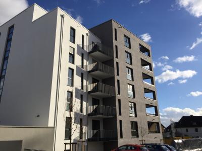 .Modernes, großzügiges und sehr schönes 1 Zimmer-Apartment mit Terrasse in top Lage zum JuWi-Campus u. den Sportwissenschaften, Lärchenwäldchen 7, Gießen.