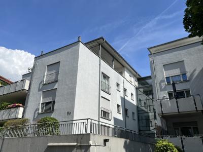 .Mit Balkon in toller Innenstadtlage: Großzügige 3 Zimmer-Wohnung in Gießen, Liebigstr. 15a.