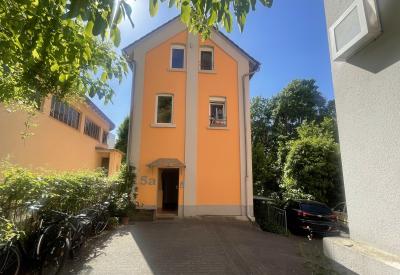 Attraktive Kapitalanlage in bester Lage! Vermietete 4 Zimmer-Wohnung im idyllischen Herzen von Gießen, Löberstraße 5a