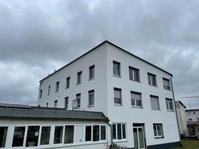 .Helle, großzügige 2 Zimmer-Wohnung in Gießen, Max-Eyth-Str. 10.