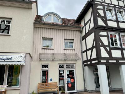 .Nur mit Wohnberechtigungsschein: Gemütliches 1 Zimmer-Apartment in Grünberg, Alsfelder Str. 10.