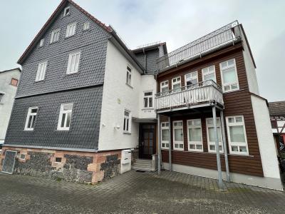 .Helle, moderne und wirklich schöne 2 Zimmer-Wohnung, Kirchstr. 18, Lollar.
