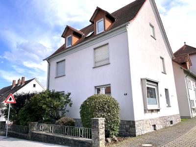.Schöne, helle 3 Zimmer-Wohnung, Bitzenstr. 46, GI-Lützellinden.