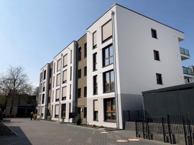 .Mit Balkon: Moderne, helle 2 Zimmer-Wohnung, Eisenstr. 5b, Marburg .