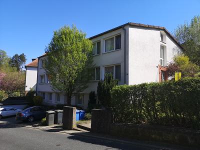 .Ideal auch für WGs: Helle und schöne 2 Zimmer-Wohnung in idealer Lage zur Philipps-Universität, Marbacher Weg 55, Marburg.