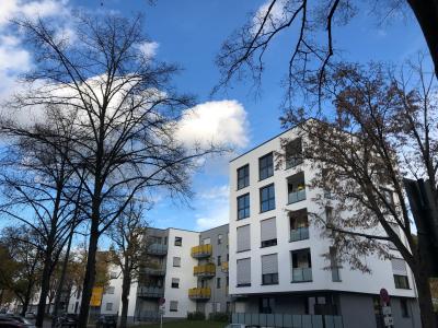 .Möbliert und mit Balkon: Moderne, sehr schöne 2 Zimmer-Wohnung, Neue Kasseler Str 12d, Marburg.