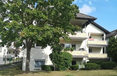 .Charmante und gemütliche 3 Zimmer-Wohnung in netter Nachbarschaft und ruhiger Wohnlage, Cottbuser Str. 4, Pohlheim-Watzenborn.