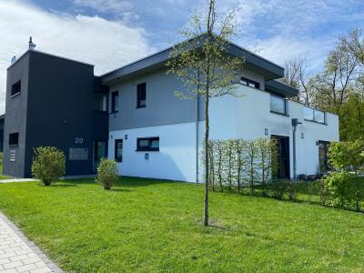 .Wow! Wunderschöne und moderne 3 Zimmer-Wohnung mit großer Terrasse in toller Lage von Wetzlar, Wahlheimer Weg 20.
