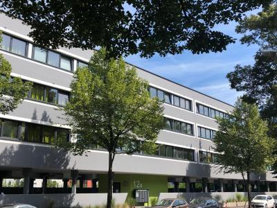 .Studierende aufgepasst! Smart möbliertes und modernes 1 Zimmer-Apartment in top Lage zum Marburger Bahnhof, Neue Kasseler Str. 12a.