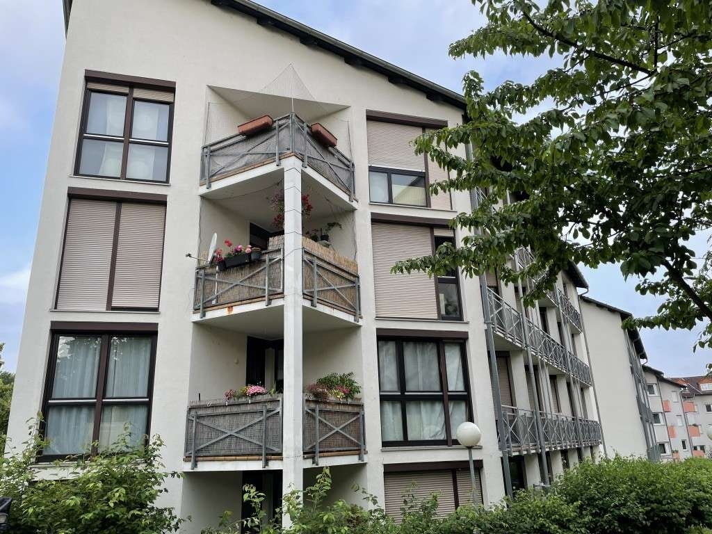 Gemütliche und gut geschnittene 2 Zimmer-Wohnung mit Balkon in guter Lage zu den Unikliniken, Gre… Gemütliche und gut geschnittene 2 Zimmer-Wohnung mit Balkon in guter Lage zu den Unikliniken, Gre…