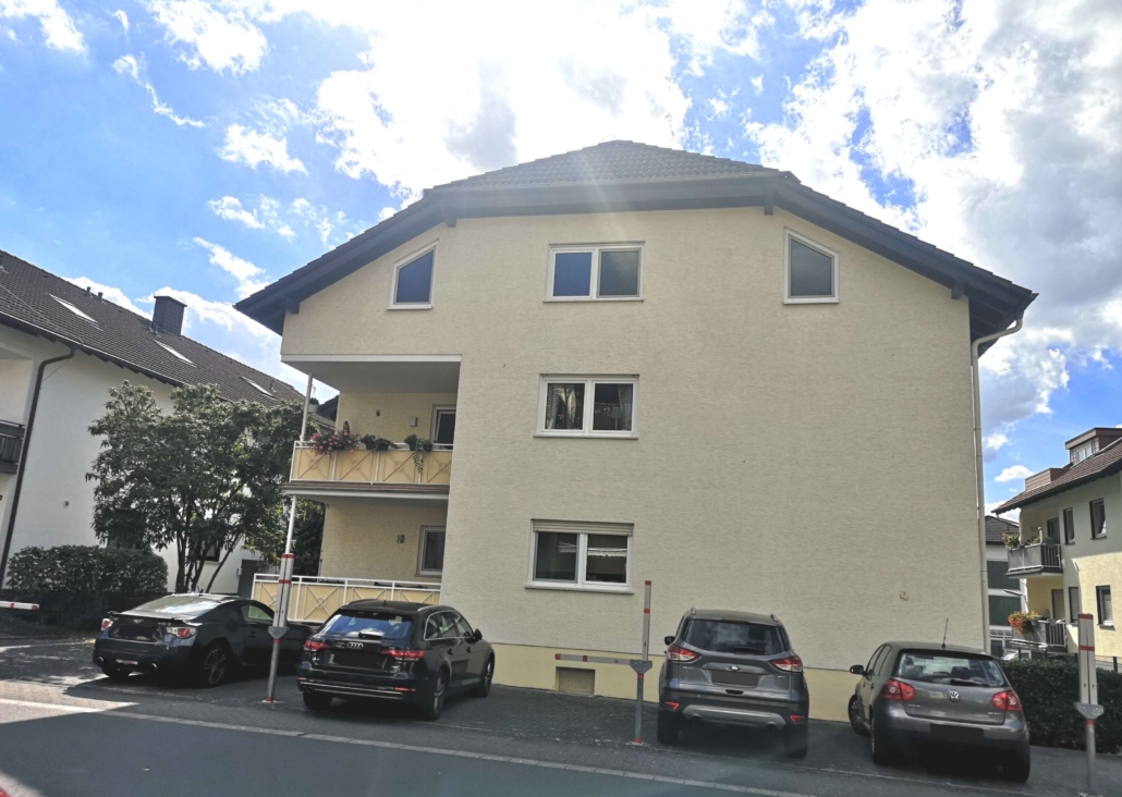 Pohlheim-Watzenborn: Pkw-Stellplatz, Cottbuser Str. 4