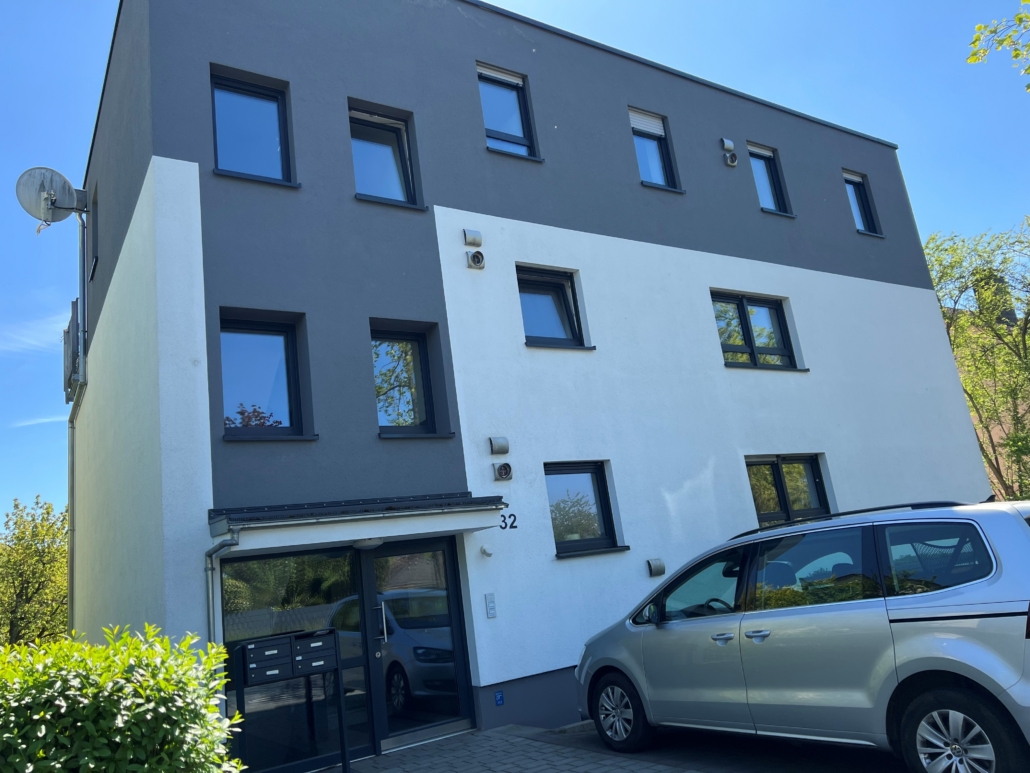 Wow! Wunderschöne, helle 4 Zimmer-Wohnung mit Terrasse und Garten in netter Nachbarschaft