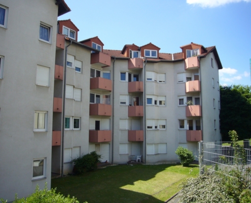 Wohnung-Gießen-Wingertshecke 9-10212-Aussenansicht-Balkone