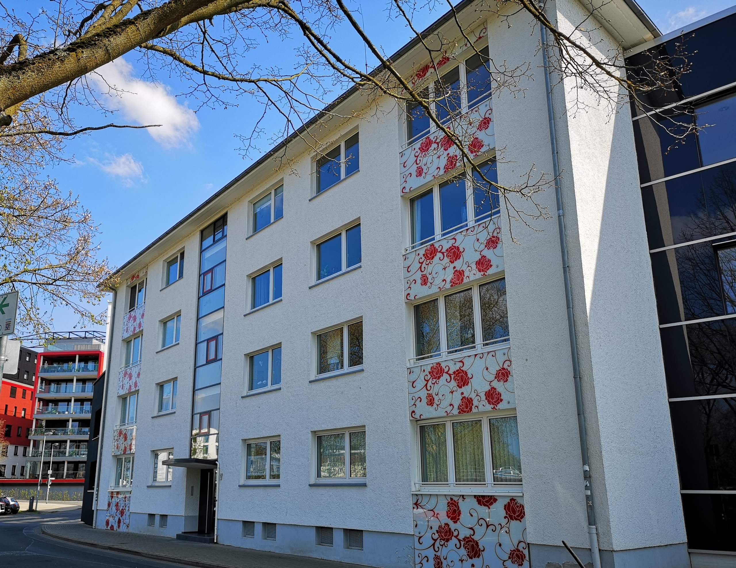 Großzügige 3 Zimmer-Wohnung mit Balkon in top Lage zur City & direkt an der Lahn, Lahnstr. 7